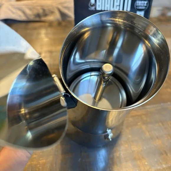 Bialetti Venus Coffee Espresso Maker 6 Cups Induction Stainless 00007255 - Picture 7 of 16